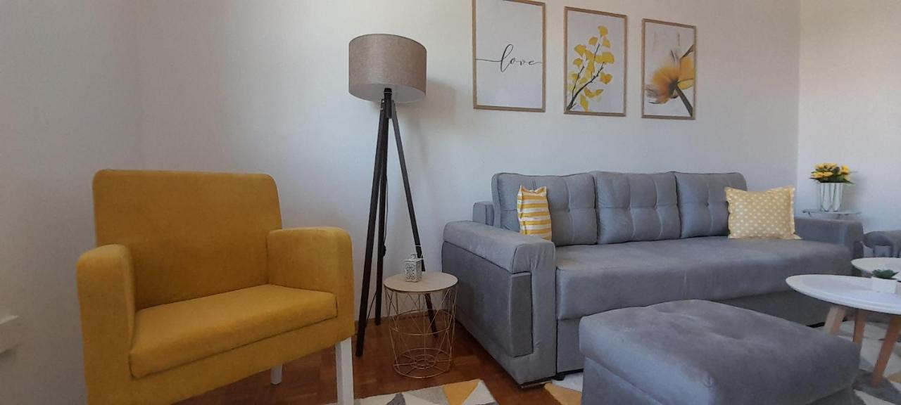 سراييفو Cozy And Sunny Apartment Near The Airport المظهر الخارجي الصورة